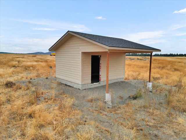 3612 S Brooks Rd, Medical Lake, WA 99022