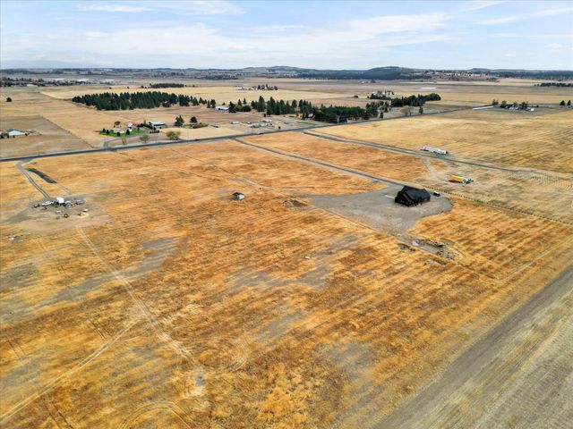3612 S Brooks Rd, Medical Lake, WA 99022
