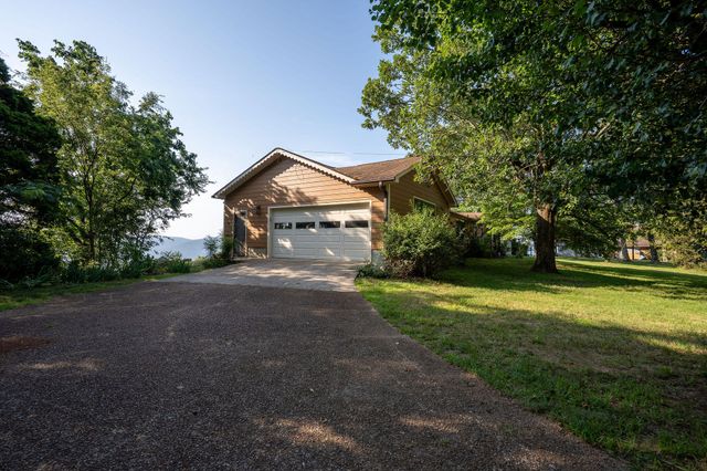 1030 Brow Road, Trenton, GA 30752