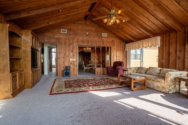 1030 Brow Road, Trenton, GA 30752