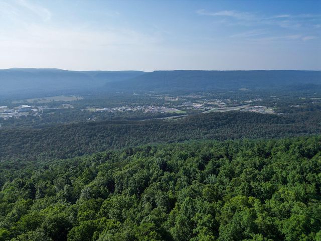 1030 Brow Road, Trenton, GA 30752