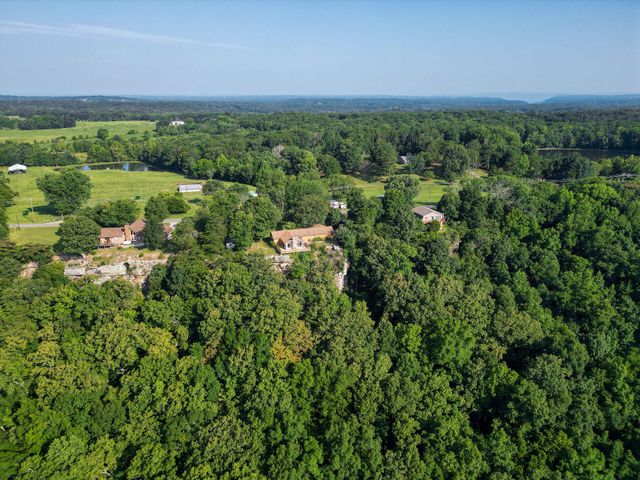 1030 Brow Road, Trenton, GA 30752