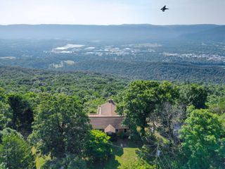 1030 Brow Road, Trenton, GA 30752