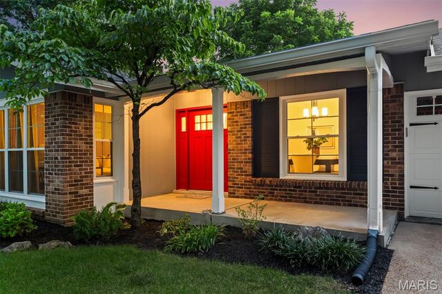 14 Tree Hill Court, Manchester, MO 63021