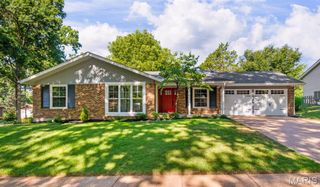 14 Tree Hill Court, Manchester, MO 63021