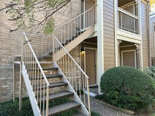 1880 White Oak Drive 103, Houston, TX 77009