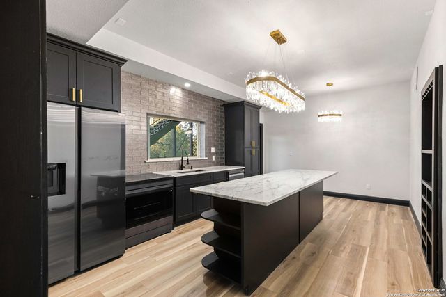 141 Oak Shores, Canyon Lake, TX 78133