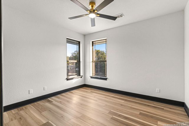 141 Oak Shores, Canyon Lake, TX 78133