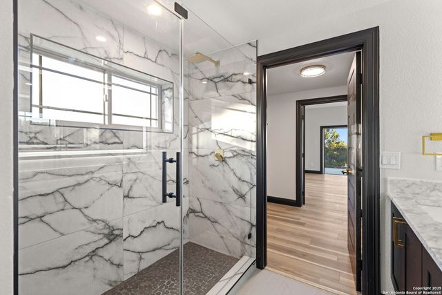 141 Oak Shores, Canyon Lake, TX 78133