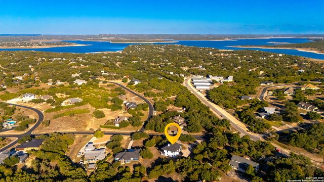 141 Oak Shores, Canyon Lake, TX 78133
