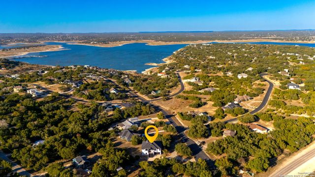 141 Oak Shores, Canyon Lake, TX 78133
