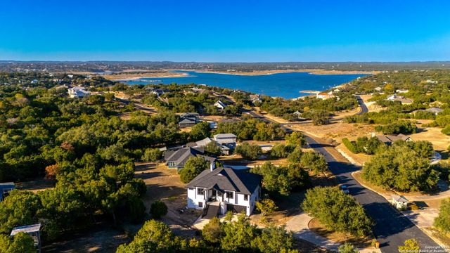 141 Oak Shores, Canyon Lake, TX 78133
