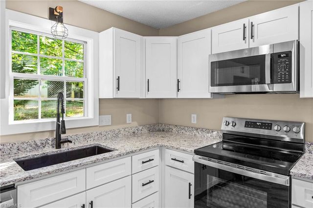 113 Conifer Court, King, NC 27021