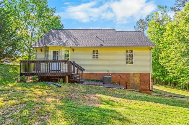 113 Conifer Court, King, NC 27021