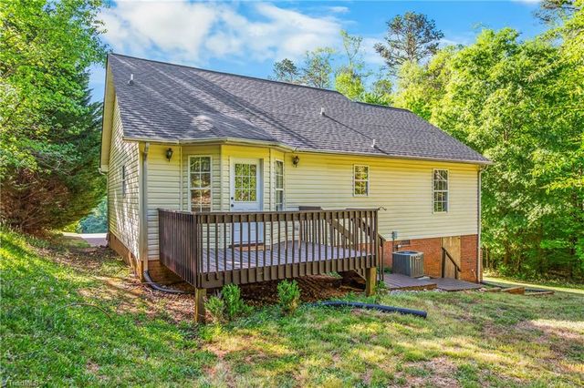 113 Conifer Court, King, NC 27021