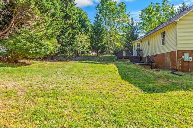 113 Conifer Court, King, NC 27021