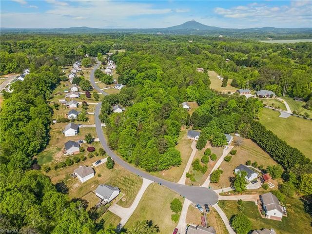 113 Conifer Court, King, NC 27021