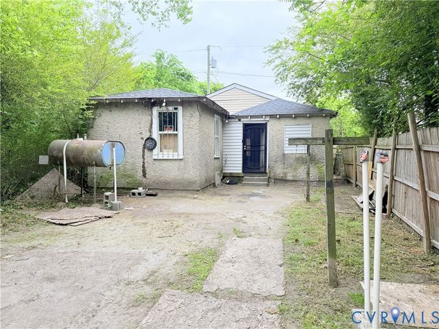 2114 Selden St, Richmond, VA 23223