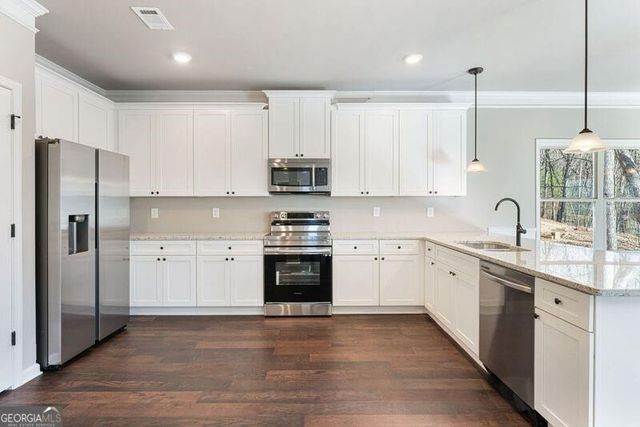 5714 Ridgewater Circle, Gainesville, GA 30506