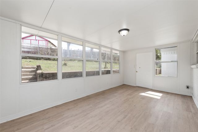 4040 Wind River Drive, Dallas, TX 75216