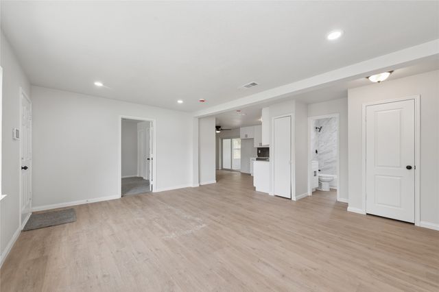 4040 Wind River Drive, Dallas, TX 75216