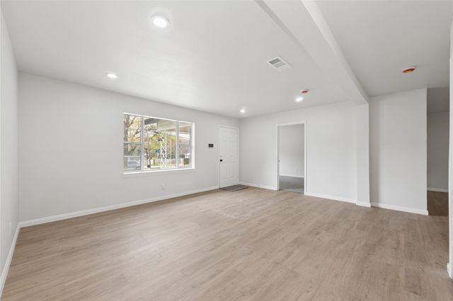 4040 Wind River Drive, Dallas, TX 75216