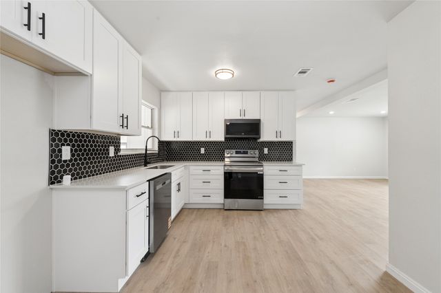 4040 Wind River Drive, Dallas, TX 75216