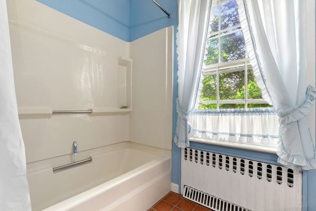109-111 Liberty St, Danvers, MA 01923
