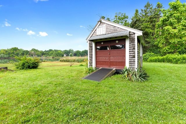 109-111 Liberty St, Danvers, MA 01923