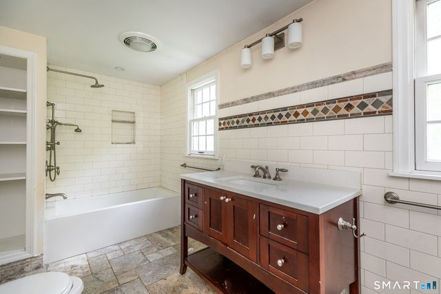 4 Judge Road, Roxbury, CT 06783