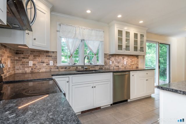 4 Judge Road, Roxbury, CT 06783