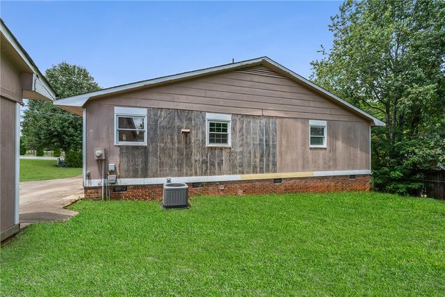 1033 Southfield Street, Inman, SC 29349