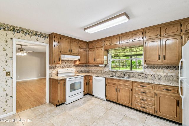 7009 HANSON Drive S, Jacksonville, FL 32210