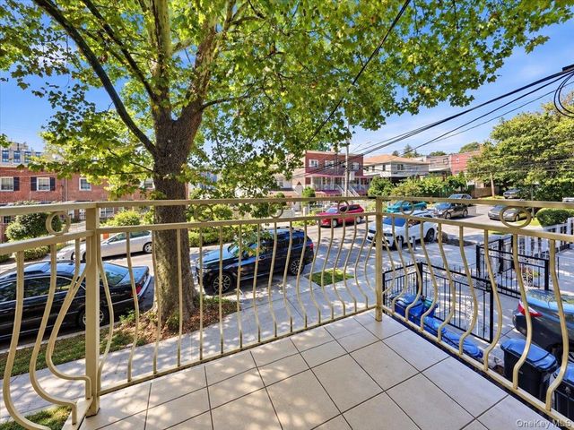 1027 E 231st Street, Bronx, NY 10466