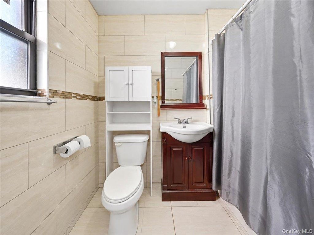 1027 E 231st Street, Bronx, NY 10466 — photo 3