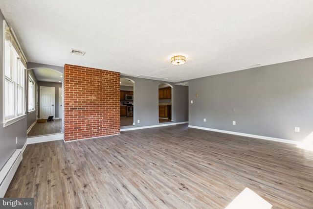 45448 MALLARD ST, Sterling, VA 20165