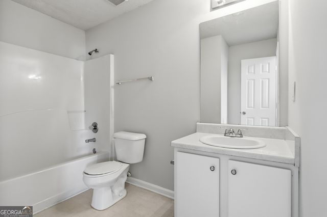 6276 Crooked Creek Drive, Rex, GA 30273