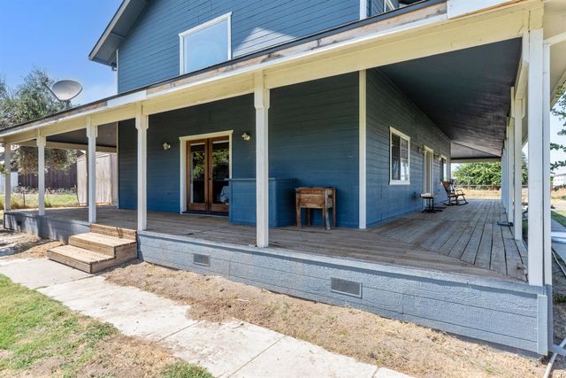 7620 E Grayson Rd, Hughson, CA 95326