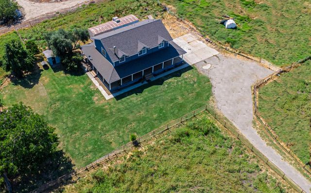 7620 E Grayson Rd, Hughson, CA 95326