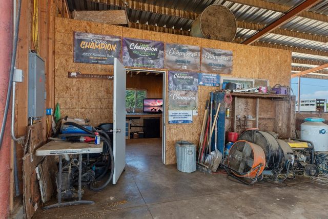 7620 E Grayson Rd, Hughson, CA 95326