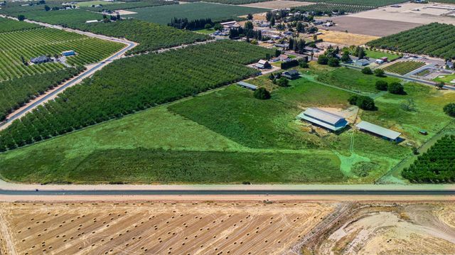 7620 E Grayson Rd, Hughson, CA 95326