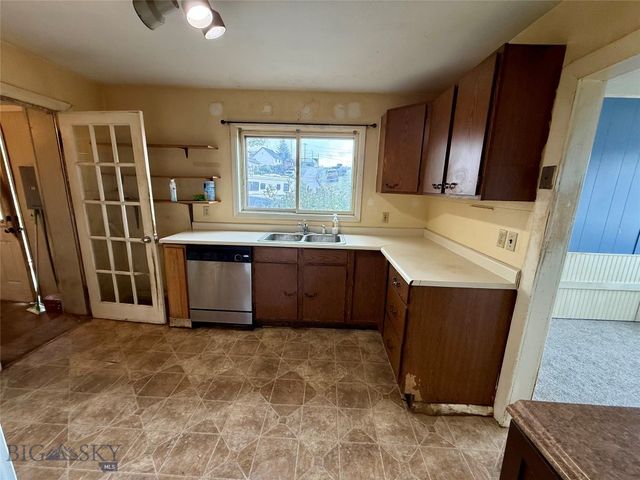 327 W Boardman Street, Butte, MT 59701
