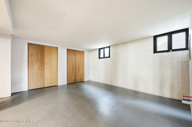 1809 Bonnycastle Ave, Louisville, KY 40205