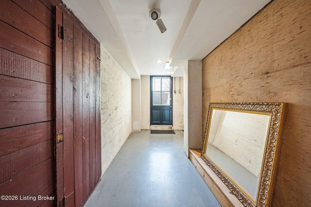 1809 Bonnycastle Ave, Louisville, KY 40205