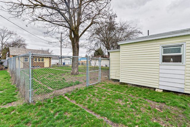 4127 N Martin St, Spokane, WA 99207