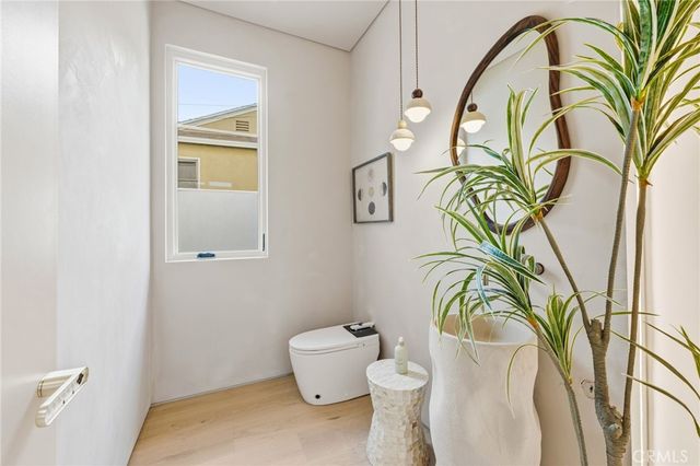 16782 Otsego, Encino, CA 91436