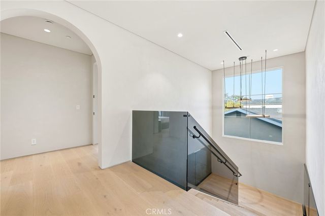 16782 Otsego, Encino, CA 91436