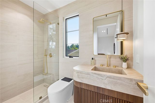 16782 Otsego, Encino, CA 91436