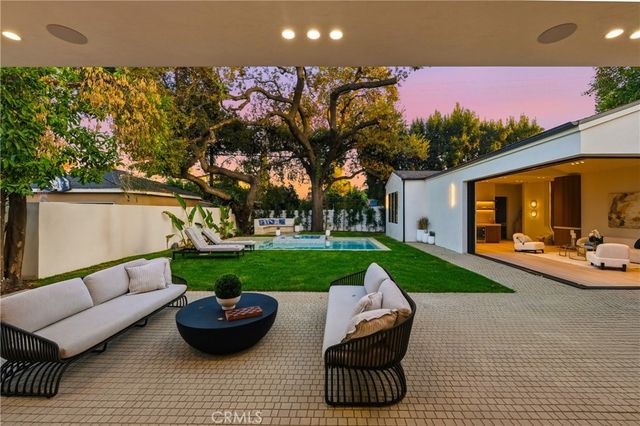 16782 Otsego, Encino, CA 91436