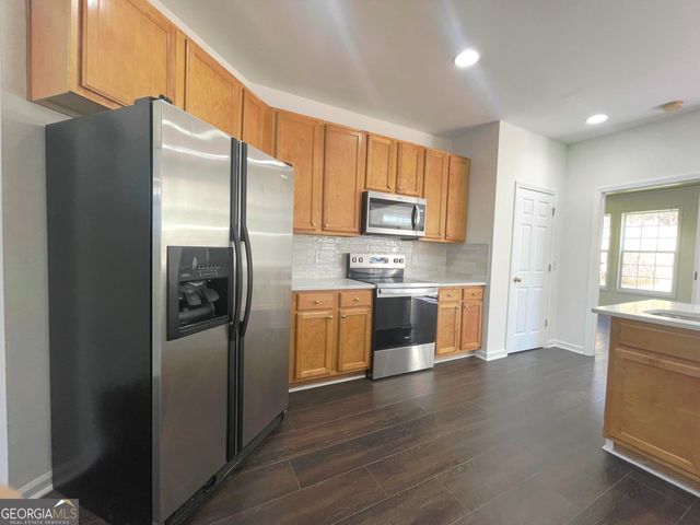 3870 Parham Way, Atlanta, GA 30349